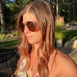 Meet your Posher, Tina